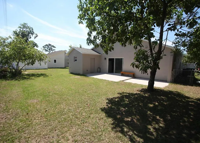 A Beautiful Queen Bedroom