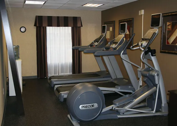 Hotel near College: Hampton Inn & Suites Orlando-John Young Parkway/South Park