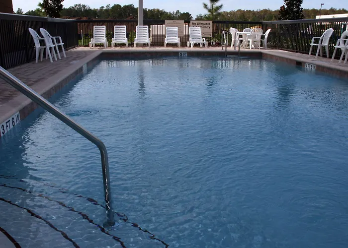 Hotel near College: Hampton Inn & Suites Orlando-John Young Parkway/South Park